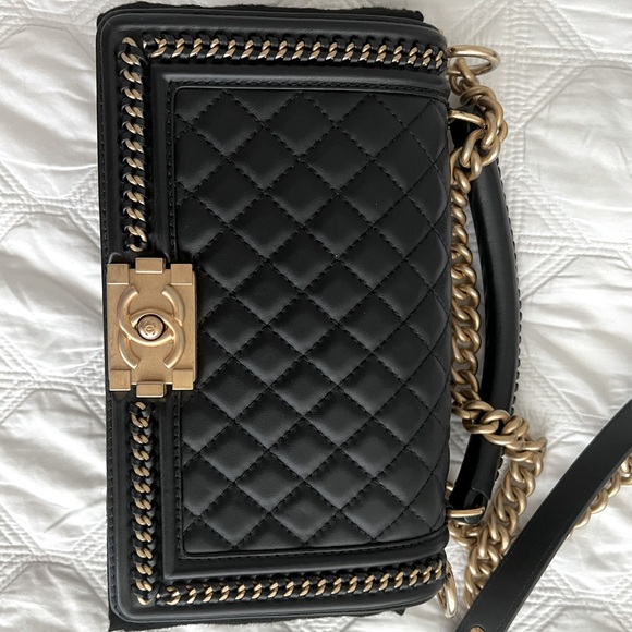 Chanel boy with top handle - gold hardware - Picture 2 of 4